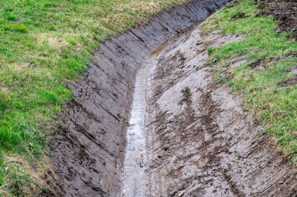 Cost of Drainage Ditch Construction in Thousand Oaks